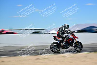 media/Mar-25-2024-Moto Forza (Mon) [[8d4319bd68]]/3-Intermediate Group/Session 4 (Front Straight Speed Pans)/